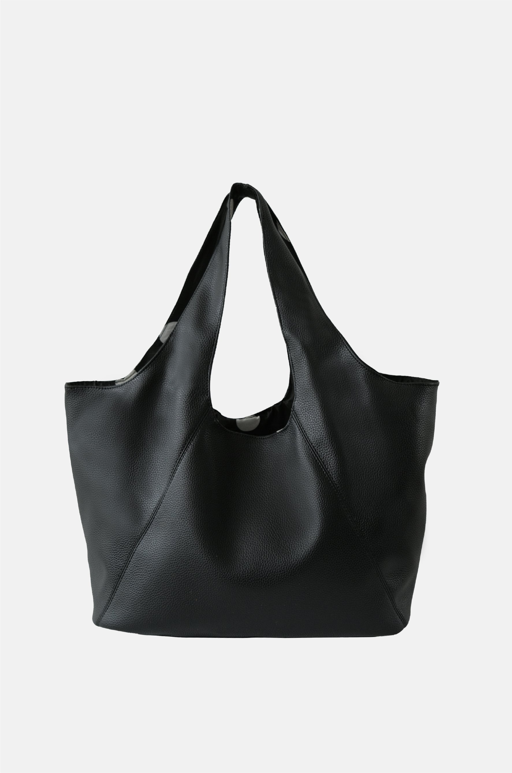 Dotty Black