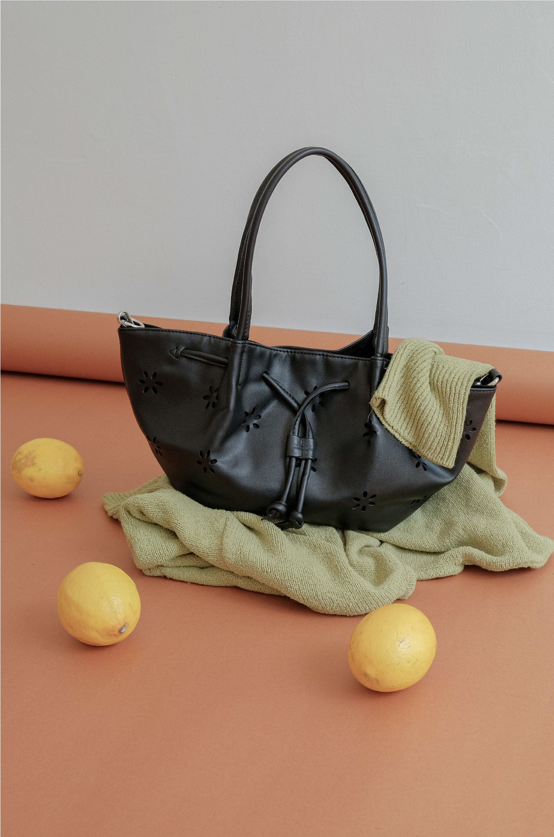 Rona Black – Nubuk Bags