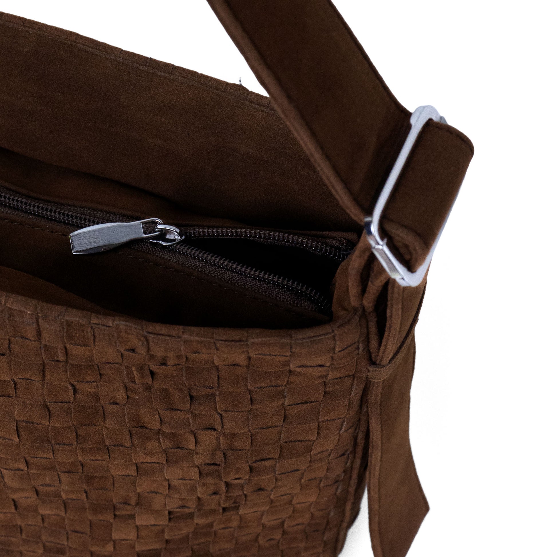 Luma Brown Zipper [NEW] (Pre Order 7 Days)