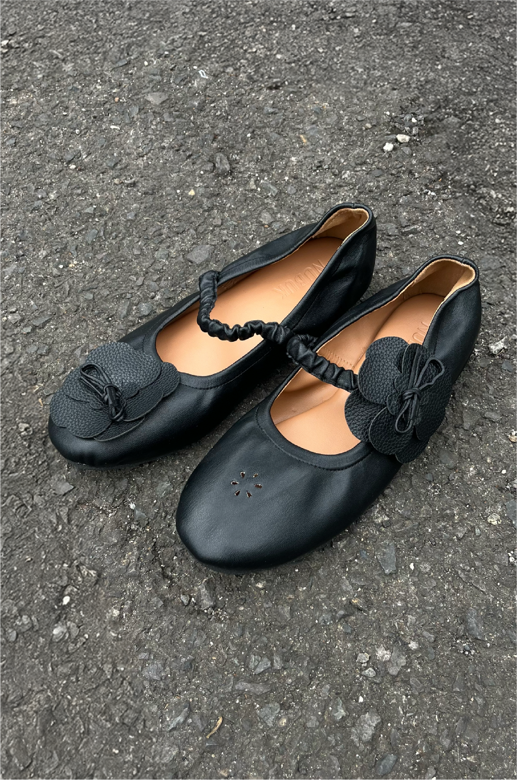 Puspa Shoes Black
