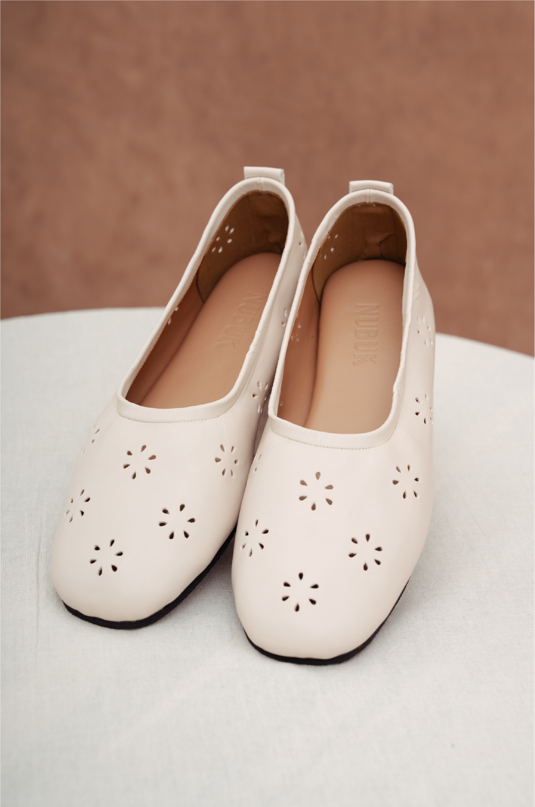 Kala Shoes Broken White