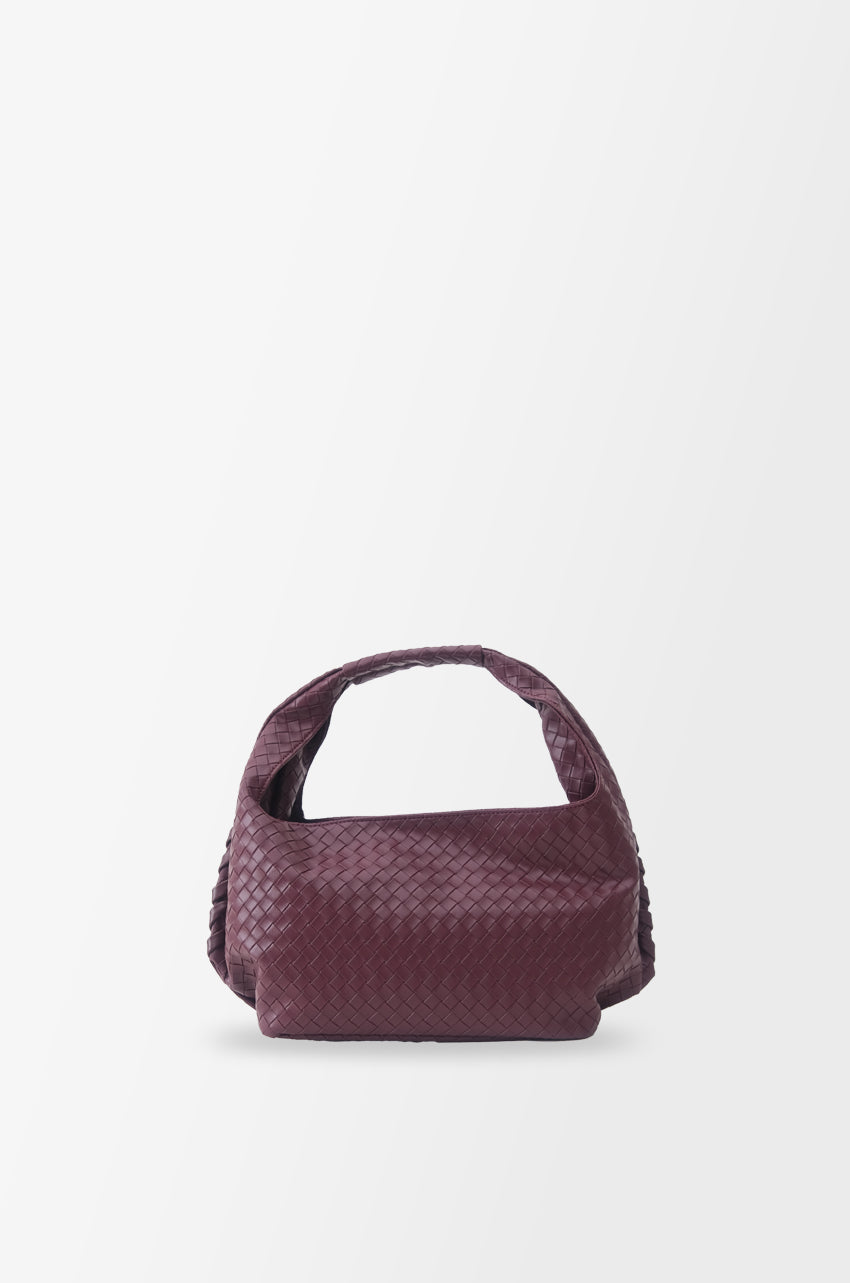 Minna Maroon