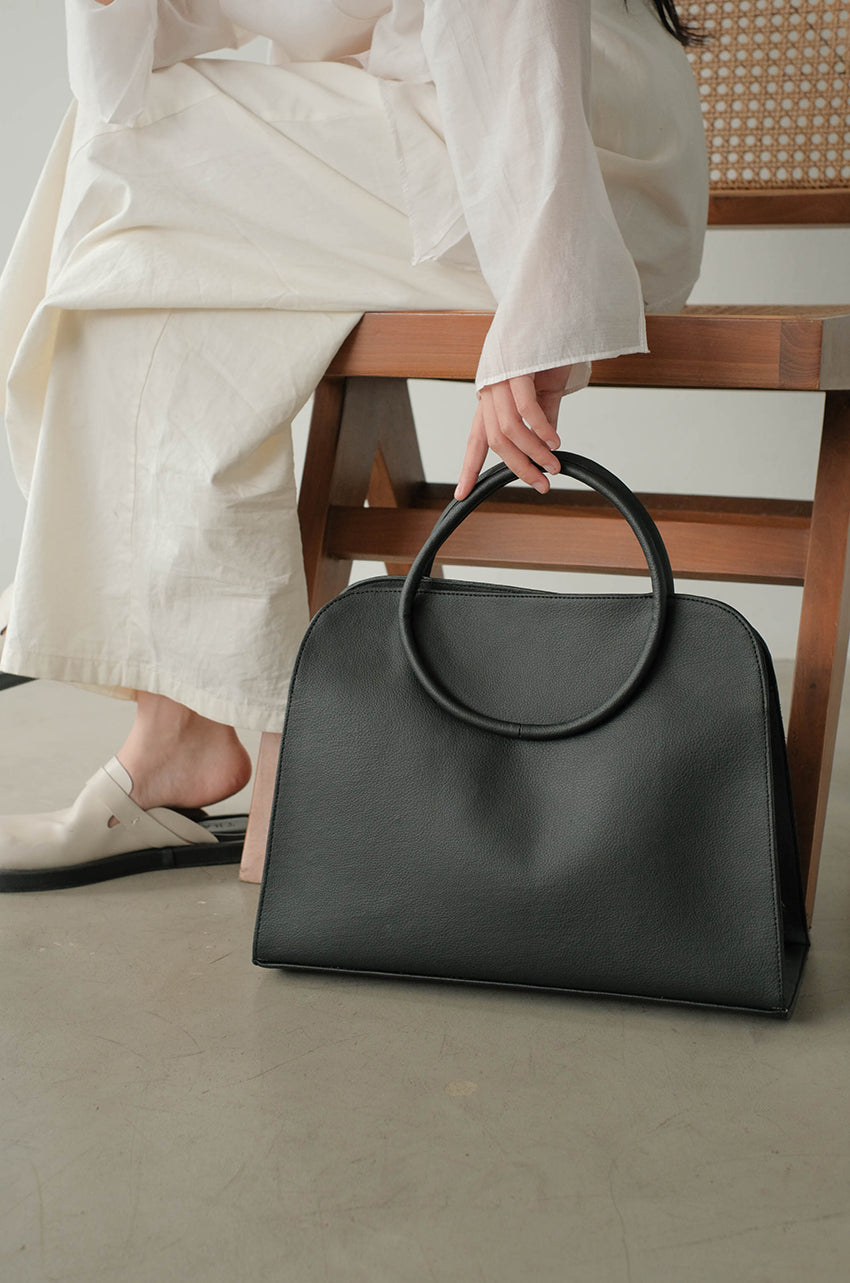 Soi Black - Large