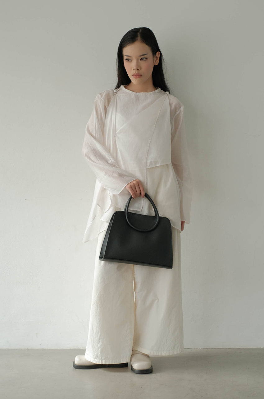 Soi Black - Medium
