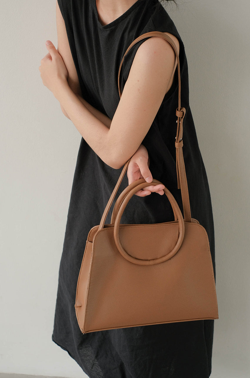 Soi Brown - Medium